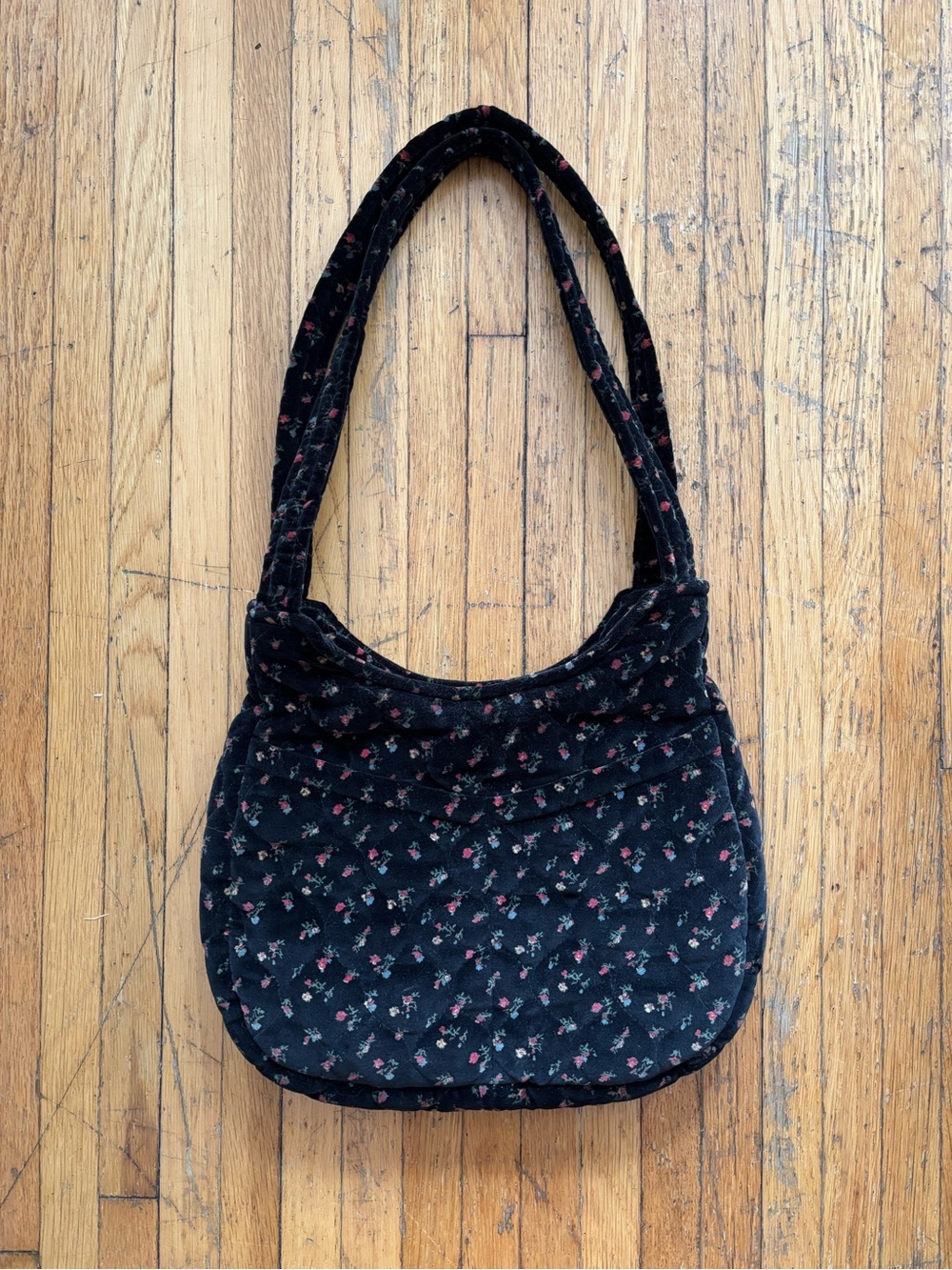 Vintage black velvet ditsy floral quilt shoulder bag purse tote